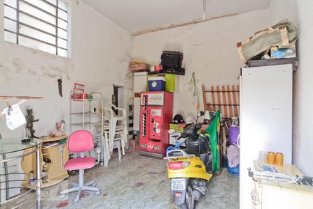 Casa à venda com 350m², 6 quartos e 3 vagas Casa à venda com 350m², 6 quartos e 3 vagasGaragem 2