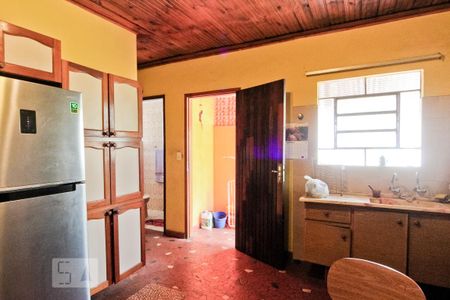 Casa à venda com 350m², 6 quartos e 3 vagas Casa à venda com 350m², 6 quartos e 3 vagasCasa 2 - Cozinha