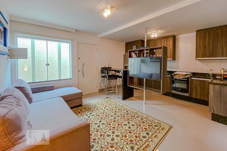 Sala de casa de condomínio para alugar com 2 quartos, 60m² em Vila Prudente, São Paulo