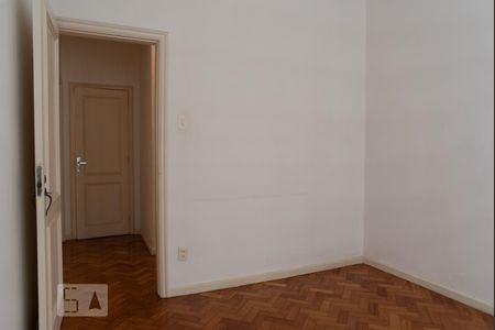 Quarto 1 de apartamento para alugar com 3 quartos, 80m² em Copacabana, Rio de Janeiro