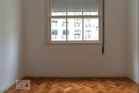 Quarto 1 de apartamento para alugar com 3 quartos, 80m² em Copacabana, Rio de Janeiro