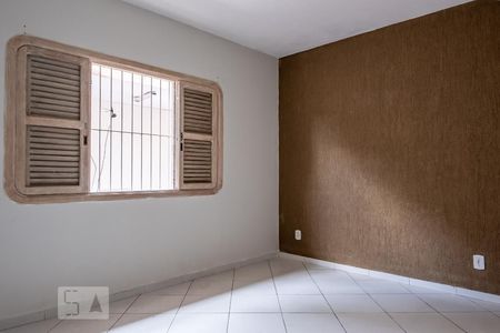 Casa à venda com 180m², 3 quartos e 2 vagasQuarto 2
