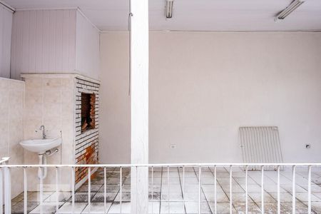 Casa à venda com 180m², 3 quartos e 2 vagasChurrasqueira