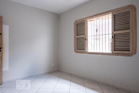 Casa à venda com 180m², 3 quartos e 2 vagasQuarto 2