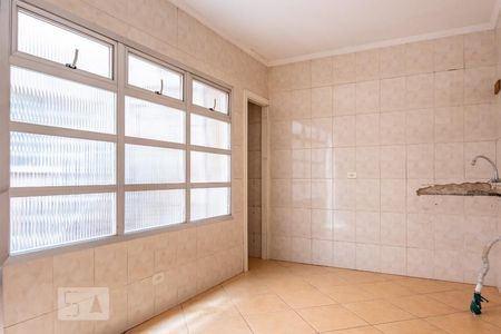 Casa à venda com 180m², 3 quartos e 2 vagasCozinha