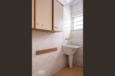 Casa à venda com 180m², 3 quartos e 2 vagasÁrea de Serviço