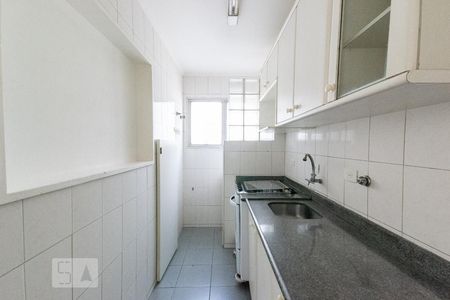 Apartamento à venda com 43m², 1 quarto e 1 vaga Apartamento à venda com 43m², 1 quarto e 1 vagaCozinha e Área de Serviço