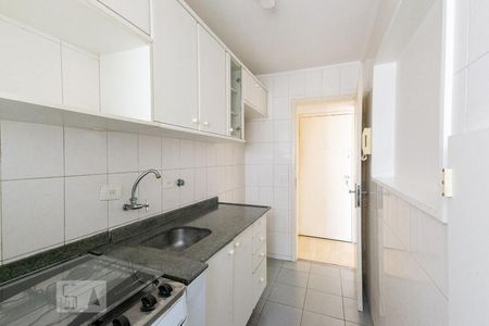 Apartamento à venda com 43m², 1 quarto e 1 vaga Apartamento à venda com 43m², 1 quarto e 1 vagaCozinha e Área de Serviço
