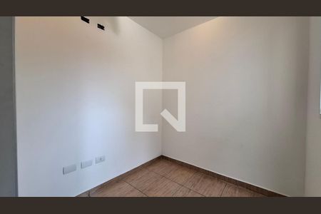 Quarto 1 de apartamento para alugar com 2 quartos, 90m² em Jardim Santo Antônio, Santo André