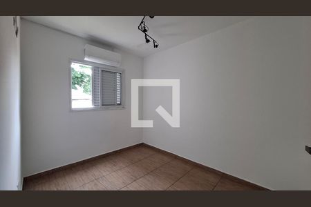 Quarto 2 de apartamento para alugar com 2 quartos, 90m² em Jardim Santo Antônio, Santo André
