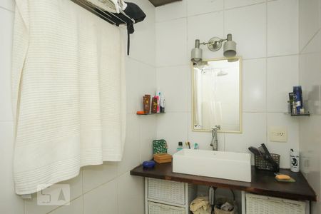 Apartamento à venda com 100m², 3 quartos e 1 vagaBanheiro  - Suite
