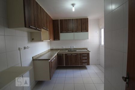Apartamento à venda com 74m², 2 quartos e 1 vagaCozinha