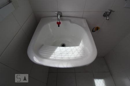 Apartamento à venda com 74m², 2 quartos e 1 vagaÁrea de Serviço