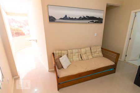 Sala de apartamento para alugar com 2 quartos, 80m² em Praça da Bandeira, Rio de Janeiro