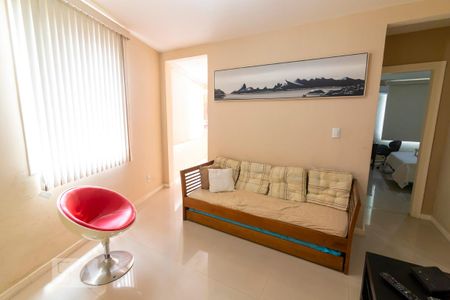 Sala de apartamento para alugar com 2 quartos, 80m² em Praça da Bandeira, Rio de Janeiro