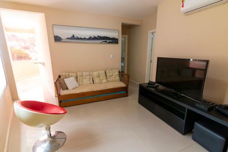 Sala de apartamento para alugar com 2 quartos, 80m² em Praça da Bandeira, Rio de Janeiro