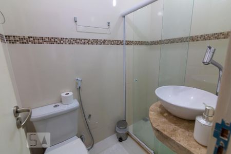 Banheiro da Suíte de apartamento para alugar com 2 quartos, 80m² em Praça da Bandeira, Rio de Janeiro