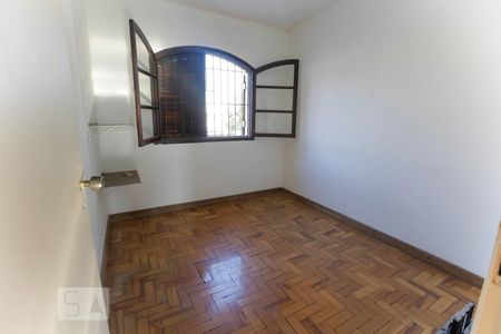 Quarto 3 de casa para alugar com 3 quartos, 100m² em Parque São Domingos, São Paulo