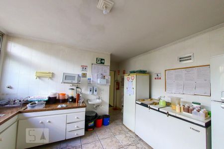 Casa à venda com 680m², 8 quartos e 4 vagas Casa à venda com 680m², 8 quartos e 4 vagasCozinha