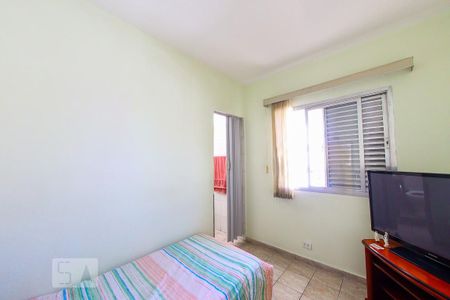 Casa à venda com 680m², 8 quartos e 4 vagas Casa à venda com 680m², 8 quartos e 4 vagasQuarto 6