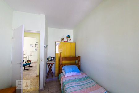 Casa à venda com 680m², 8 quartos e 4 vagas Casa à venda com 680m², 8 quartos e 4 vagasQuarto 6