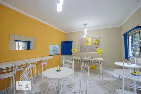 Apartamento para alugar com 65m², 3 quartos e 1 vagaÁrea comum - Salão de festas