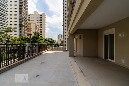 Apartamento à venda com 300m², 3 quartos e 2 vagasSacada da frente