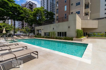 Apartamento à venda com 300m², 3 quartos e 2 vagasÁrea comum - Piscina