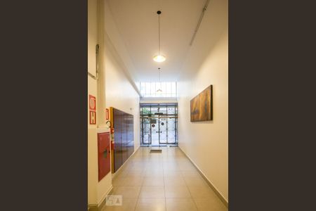 Hall de Entrada de apartamento para alugar com 1 quarto, 59m² em Centro, Belo Horizonte