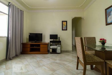 Sala de apartamento à venda com 3 quartos, 80m² em Vista Alegre, Rio de Janeiro