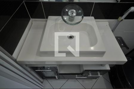 Casa à venda com 200m², 4 quartos e 4 vagasBanheiro 2 da Suíte 2