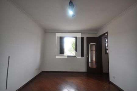 Casa à venda com 200m², 4 quartos e 4 vagasSuíte 1