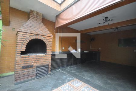 Casa à venda com 200m², 4 quartos e 4 vagasChurrasqueira