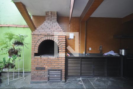 Casa à venda com 200m², 4 quartos e 4 vagasChurrasqueira