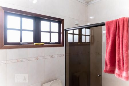 Casa à venda com 166m², 4 quartos e 2 vagasBanheiro 1