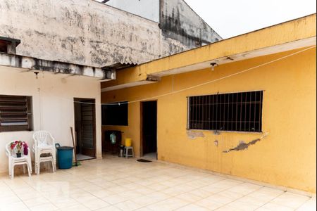 Casa à venda com 166m², 4 quartos e 2 vagasQuintal