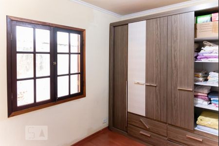 Quarto 2 de casa à venda com 4 quartos, 166m² em Jardim Três Marias, São Paulo