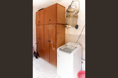 Casa à venda com 166m², 4 quartos e 2 vagasÁrea de Serviço