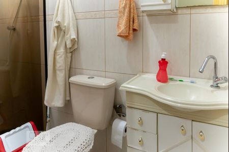 Casa à venda com 166m², 4 quartos e 2 vagasBanheiro da Suite