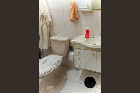 Casa à venda com 166m², 4 quartos e 2 vagasBanheiro da Suite