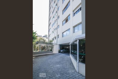 Apartamento para alugar com 90m², 2 quartos e 1 vagaFachada