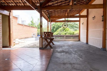 Casa à venda com 400m², 4 quartos e 6 vagasÁrea Externa