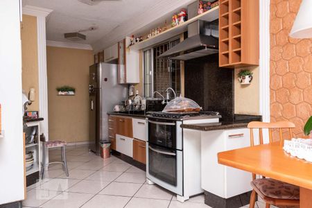 Casa à venda com 400m², 4 quartos e 6 vagasCozinha