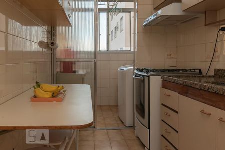 Cozinha de apartamento à venda com 2 quartos, 63m² em Vila Campestre, São Paulo