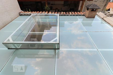 Casa para alugar com 235m², 4 quartos e 3 vagas Casa para alugar com 235m², 4 quartos e 3 vagasTeto Solar