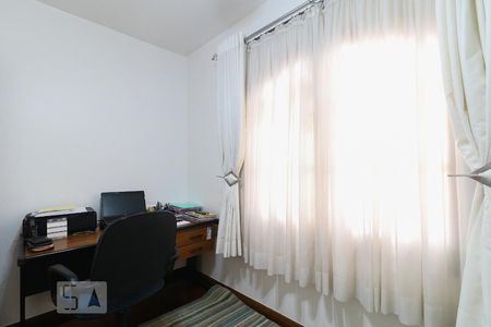 Casa para alugar com 235m², 4 quartos e 3 vagas Casa para alugar com 235m², 4 quartos e 3 vagasQuarto 3