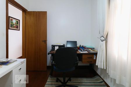 Casa para alugar com 235m², 4 quartos e 3 vagas Casa para alugar com 235m², 4 quartos e 3 vagasQuarto 3