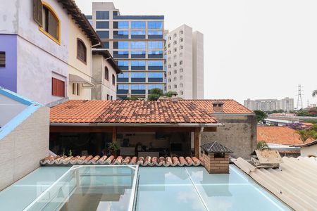 Casa para alugar com 235m², 4 quartos e 3 vagas Casa para alugar com 235m², 4 quartos e 3 vagasVista do quarto 2