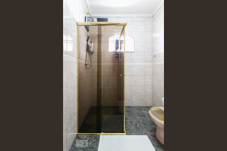 Casa para alugar com 235m², 4 quartos e 3 vagas Casa para alugar com 235m², 4 quartos e 3 vagasBanheiro