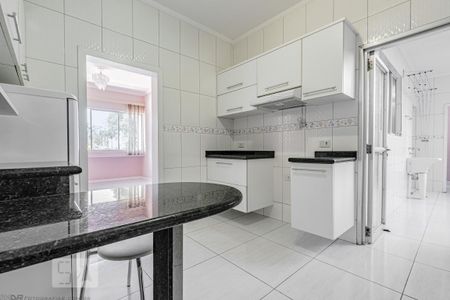 Apartamento para alugar com 112m², 3 quartos e sem vaga Apartamento para alugar com 112m², 3 quartos e sem vagaCozinha